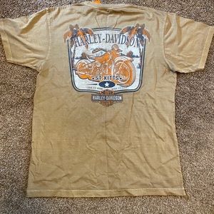 Men’s Large Harley Davidson t-shirt
